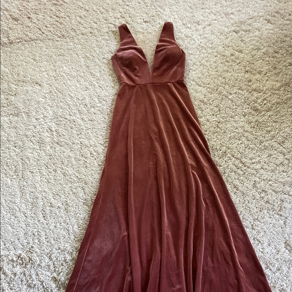 Jenny Yoo Backless V-Neck Dress in Velvet. Color is Dusty Rose